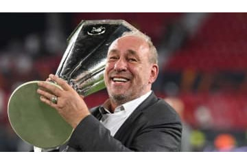 フランクフルト会長、ELの会場に激怒！「ミッキーマウスか」 画像