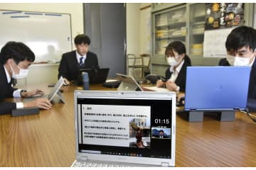 原爆関連碑554基、学生調査 画像