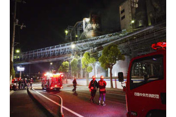 愛媛の大王製紙工場で火災 画像