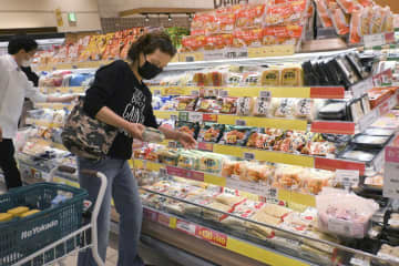 相次ぐ食品値上げ、消費者は悲鳴 画像