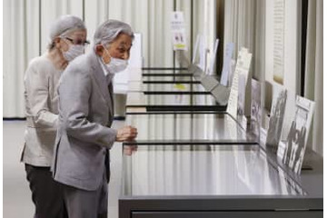 上皇ご夫妻、沖縄特別展に 画像