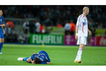 ジダン、W杯決勝の頭突き事件を回想…「あの先輩なら止められたかも」 画像