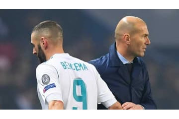 ジダン、ベンゼマ愛を見せる「まるで弟のよう」 画像