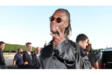 レアル選手、「バレンシアガ」でモデルデビュー！その姿がこちら 画像