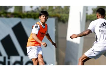 レアル、久保建英を8億円で売却へ　売却額の5割を得る条項で 画像