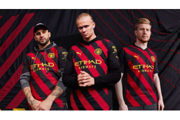 マンチェスター・シティ、22-23新アウェイユニフォーム発表！「伝説の赤黒復活」 画像