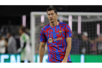 バルセロナで何年プレーする？34歳目前レヴァンドフスキの答えは 画像