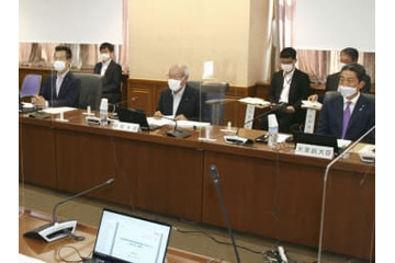 景気判断、6地域引き上げ 画像