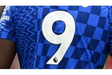 「呪われた“9番”を誰もつけたがらない」チェルシー監督が認める 画像