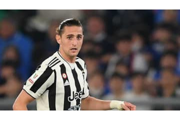 ラビオ、ユナイテッド移籍は破談…「ブルーノと同じ給与」要求が原因か 画像