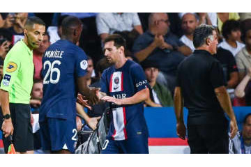 メッシ、南野のモナコ戦で同点なのに途中交代…母国で「衝撃」 画像