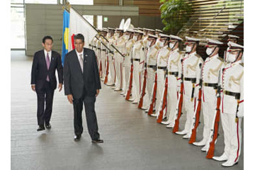 首相、パラオ大統領と会談 画像