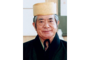 照喜名朝一氏が死去 画像