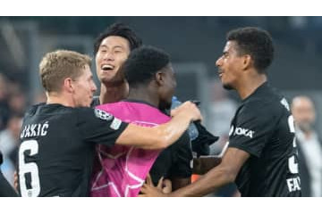 鎌田大地、CL初ゴールは“幻”に…それでも「マンオブザマッチ」に選出！ 画像