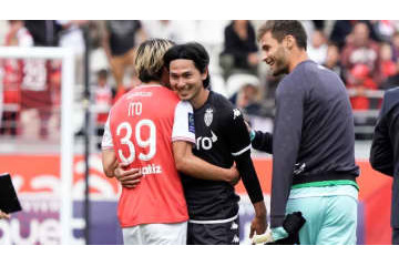 南野拓実、モナコ初ゴール！「伝説の超サイヤ人」で同僚FWが祝福 画像