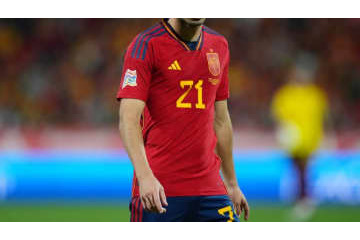 「強い強すぎる！」「シビれます」 日向坂46の影山優佳さんが好きなボランチはあの2人 画像