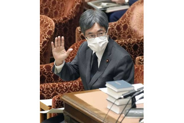 総務相、貸付金不記載「確認中」 画像