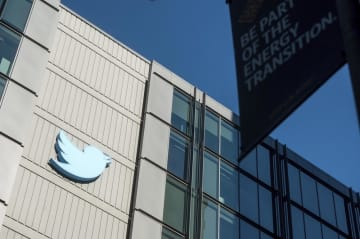 ツイッターが公式ラベル導入へ 画像