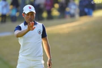 プロ2戦目の蝉川泰果が快挙に向けて2位浮上　「アグレッシブに食らいついていきたい」 画像