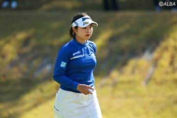 ＜速報＞女王戴冠へ首位キープなるか、山下美夢有はパー発進　川崎春花が浮上 画像