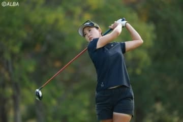 上田桃子が単独首位で最終日ヘ　年間王座かかる山下美夢有は2位 画像