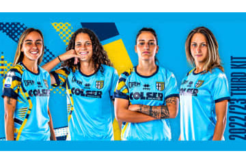 パルマ女子、90年代「ミラクル・パルマ」を彷彿の新ユニフォーム発表！ 画像