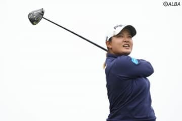 ＜中間速報＞田辺ひかりが首位首位　鈴木愛ら1差追走、渋野暉璃子は苦戦 画像