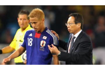 本田圭佑が明かす！日本代表岡田監督の“おもろさ” 「ネガティブな言い方をしたら…」 画像