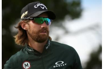 P・ロジャースとB・マーティンが首位タイで最終日へ　2打差以内に12人がひしめく大混戦 画像