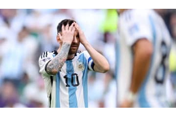 W杯衝撃敗戦のアルゼンチン、メッシら史上初の「おっさんスタメン」だった 画像