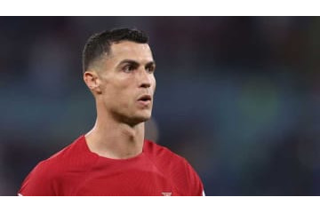 ロナウド、「ファンの電話叩き落とし事件」で出場停止処分に 画像