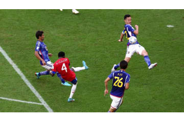 W杯で日本を絶望させたコスタリカDF、実は元FWだった…号泣母が「シュートしろ」と説得 画像