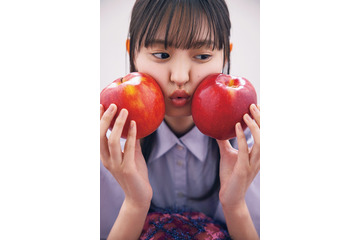 乃木坂46遠藤さくら“りんごぷく顔”が最強可愛い　1st写真集先行カット第3弾解禁 画像