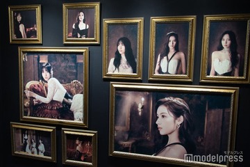 TWICE内ユニットMISAMO、貴重な未公開フォトも公開 “5日間限定”展示会開催 ＜MISAMO Gallery「Masterpiece」会場潜入レポート＞ 画像