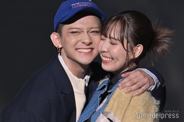 人気YouTuberゆりいちカップル、頬くっつけ密着 仲良しランウェイにうっとり＜TGC2023A／W＞ 画像