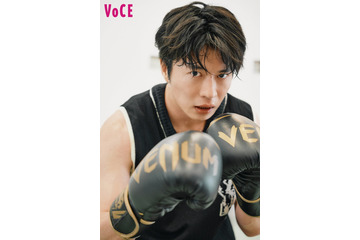 田中圭、ハードなキックボクシング挑戦 初体験とは思えぬフォーム 画像
