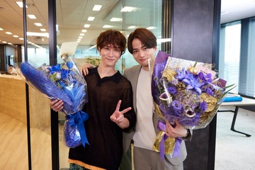 Sexy Zone菊池風磨、Snow Man渡辺翔太と「ウソ婚」クランクアップでイジる 撮影後の変化も明らかに 画像