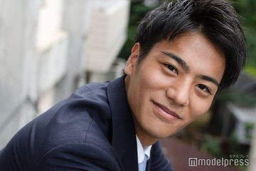 フジ山本賢太アナ「ぽかぽか」出演者全員分の台本にコラム・“2ヶ月で5～7kg”ストイックな減量…何事も全力で取り組む理由 「毎週挫折」も乗り越えられる秘訣＜モデルプレスインタビュー＞ 画像