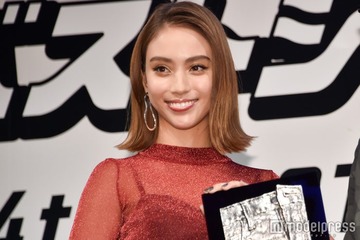 滝沢カレン、人見知りゆえの“嫌いな人”明かす 画像