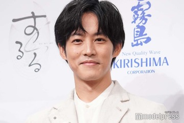 松坂桃李、楽屋写真に注目集まる「ゆとりですがなにか」公式Xとのやりとりも話題 画像