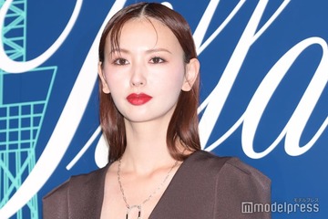 鈴木えみ、“額の裂け目から綿”衝撃ハロウィンメイク披露「どうなってるの？」と注目集まる 画像