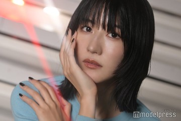 櫻坂46土生瑞穂、美肩ライン＆美ウエストに秘密 “8年間の証”フォトブックにこだわり＜「Destination」インタビュー前編＞ 画像