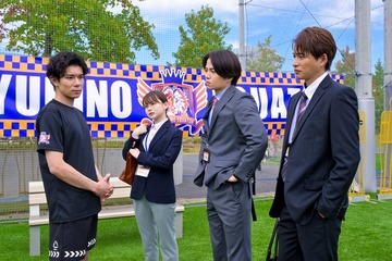 ＜ゼイチョー 第4話＞サッカー元日本代表が税金滞納者に 浜村は守秘義務違反？ 画像
