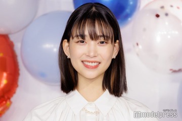 森川葵、黒水着で美背中披露 グアムを満喫 画像