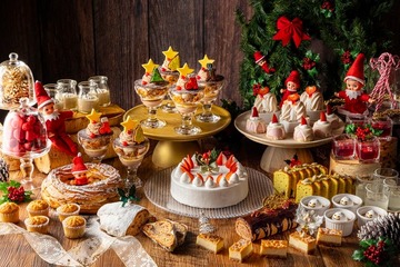 ヒルトン小田原のクリスマススイーツビュッフェ2023、モンブランパフェや雪だるまプリンなど14種 画像