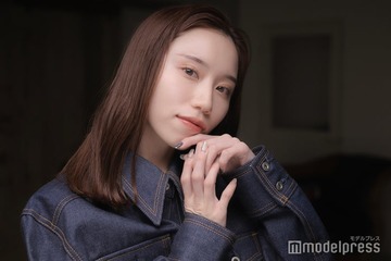 ばんばんざい・みゆ、美デコルテのぞく“肩出しショット”に「可愛すぎる」「スタイル憧れ」と反響 画像