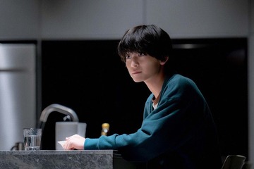 ＜フェルマーの料理 第6話＞岳、海を尾行 たどり着いた場所とは 画像