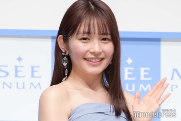 久間田琳加、美背中大胆披露 散歩コーデに「圧倒的彼女感」の声 画像