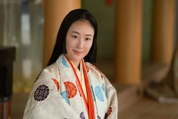 黒木華、姫カット＆和装姿に「光る君へ」扮装写真公開 画像