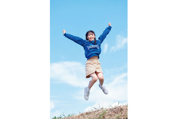 「ラブライブ！スーパースター！！」鈴原希実、ミニワンピで美脚大胆披露 今までにない大人っぽい姿に 画像